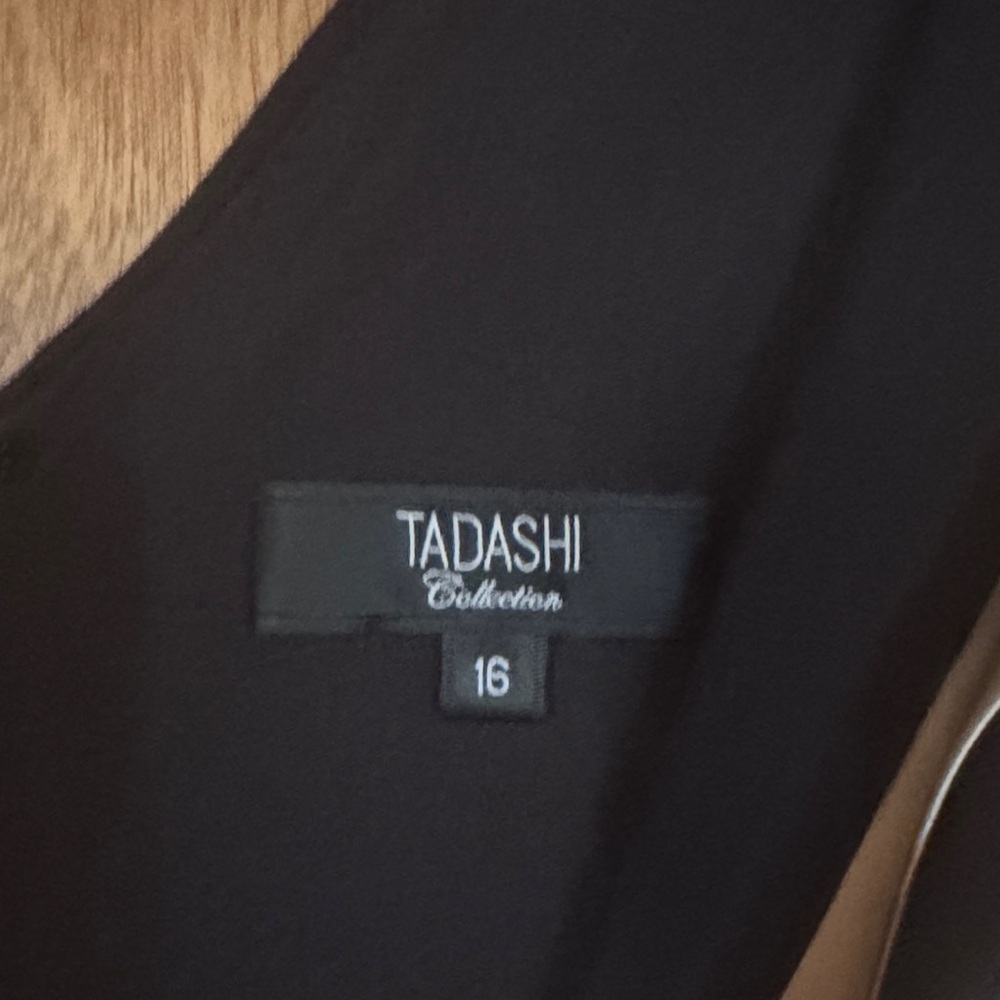 Tadashi Shoji Black and Cream Dress NWT - Picture 2 of 9